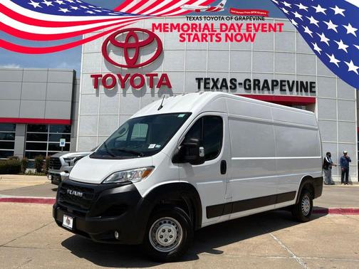 Bright White Clearcoat 2026 RAM ProMaster 2500 Tradesman