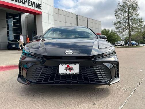 Midnight Black Metallic 2025 Toyota Camry SE