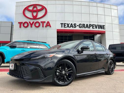 Midnight Black Metallic 2025 Toyota Camry SE