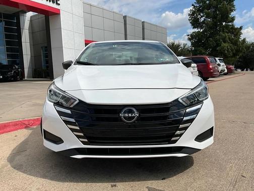 2024 Nissan Versa 1.6 S