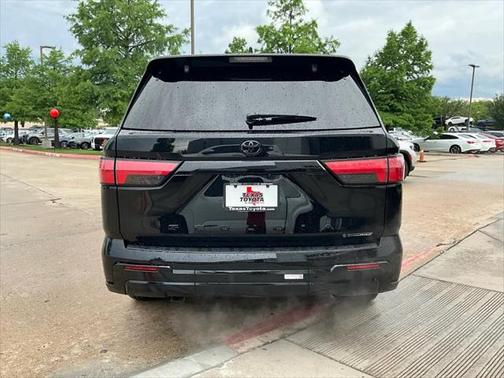 2025 Toyota Sequoia Platinum