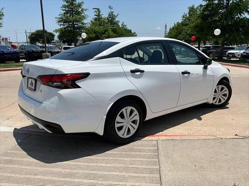 2024 Nissan Versa 1.6 S