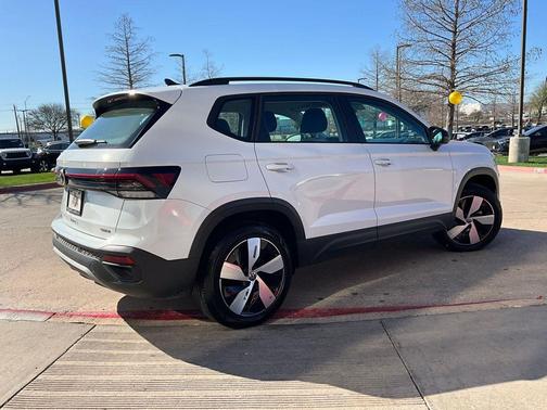 2025 Volkswagen Taos 1.5T S