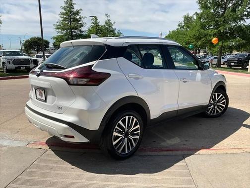 2024 Nissan Kicks SV