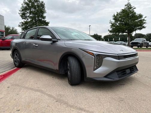 Steel Gray 2025 Kia K4 LXS