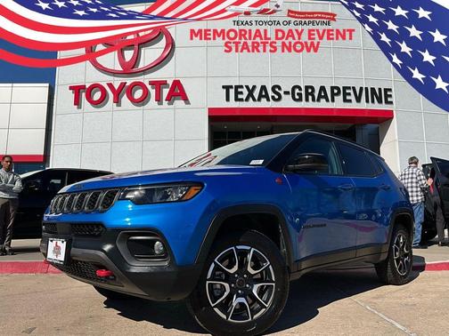 Hydro Blue Pearlcoat 2025 Jeep Compass Trailhawk
