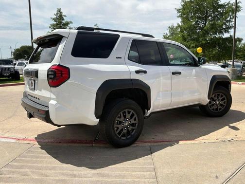 Wind Chill Pearl 2025 Toyota 4Runner SR5