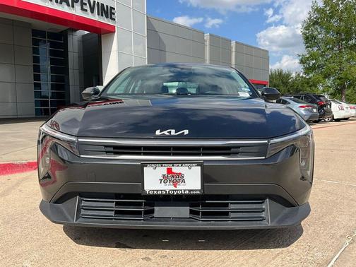 Interstellar Gray 2025 Kia K4 LXS