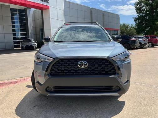 2025 Toyota Corolla Cross LE