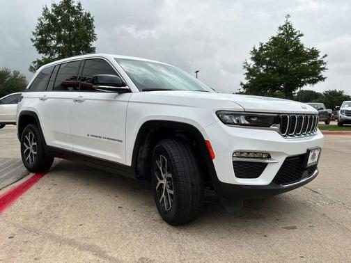 Bright White Clearcoat 2025 Jeep Grand Cherokee Limited