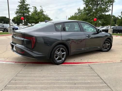 Interstellar Gray 2025 Kia K4 LXS