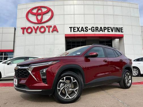 2025 Chevrolet Trax LT