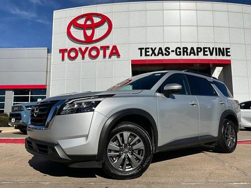 2025 Nissan Pathfinder SV FWD