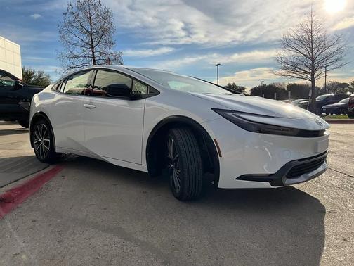 2026 Toyota Prius XLE