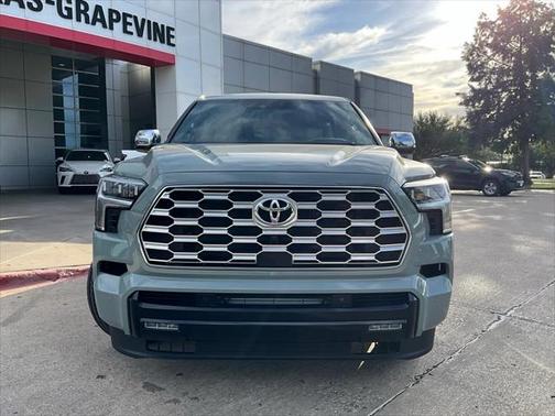 2025 Toyota Sequoia Base