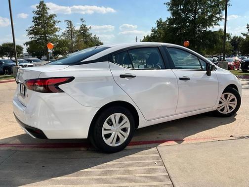 2024 Nissan Versa 1.6 S