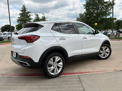 Summit White 2025 Buick Encore GX Preferred