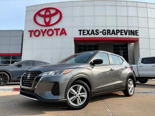 2024 Nissan Kicks S