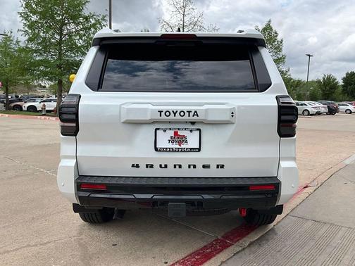 Wind Chill Pearl 2026 Toyota 4Runner TRD Sport Premium