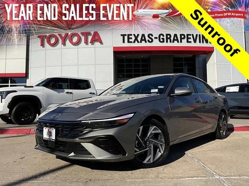 2025 Hyundai ELANTRA SEL