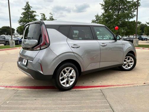 Steel Gray 2025 Kia Soul LX