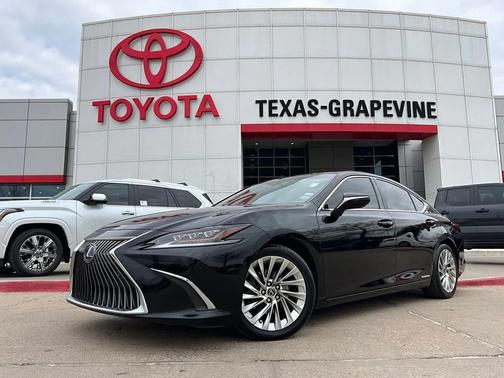 2020 Lexus ES 300h Ultra Luxury