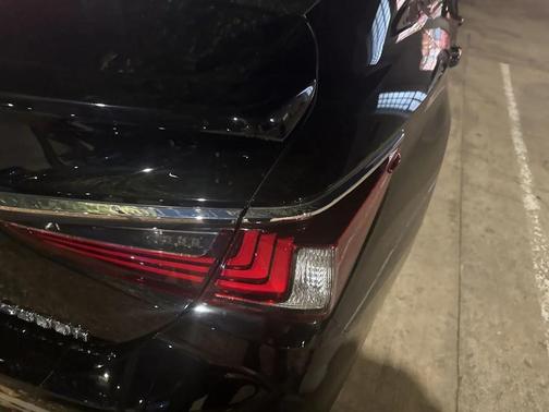 2020 Lexus ES 300h Ultra Luxury