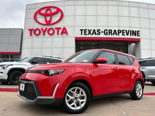Inferno Red 2025 Kia Soul LX