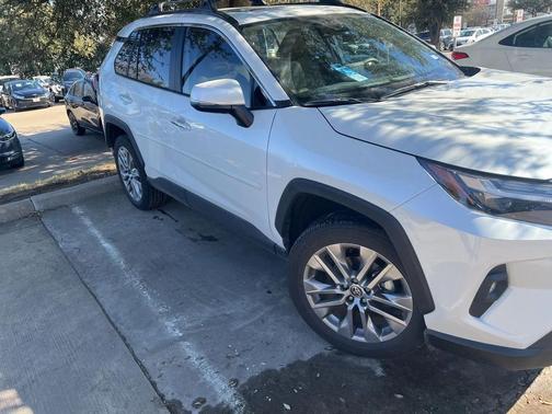 2025 Toyota RAV4 Limited