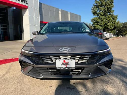 2025 Hyundai ELANTRA HEV Limited