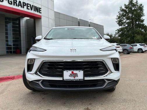 Summit White 2025 Buick Encore GX Preferred