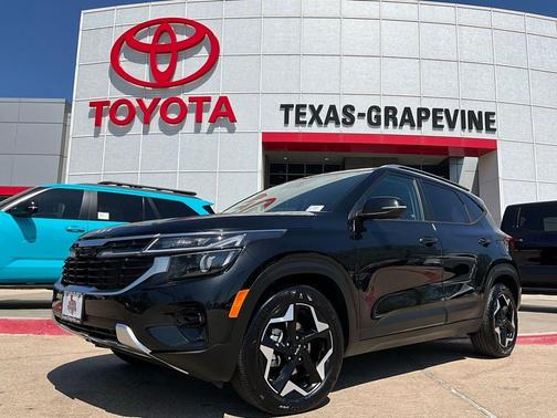 Fusion Black 2025 Kia Seltos S