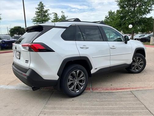 2025 Toyota RAV4 Hybrid XLE Premium