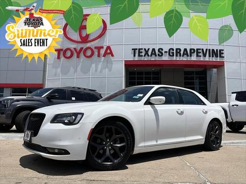 2022 Chrysler 300 S
