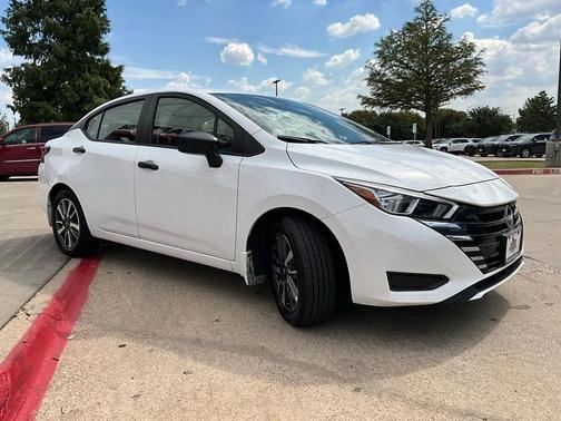 2024 Nissan Versa 1.6 S