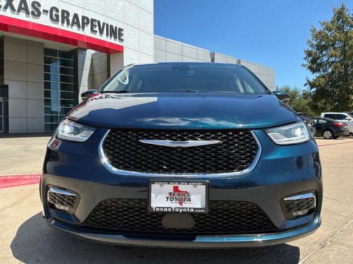 Fathom Blue Pearlcoat 2023 Chrysler Pacifica Hybrid Touring L
