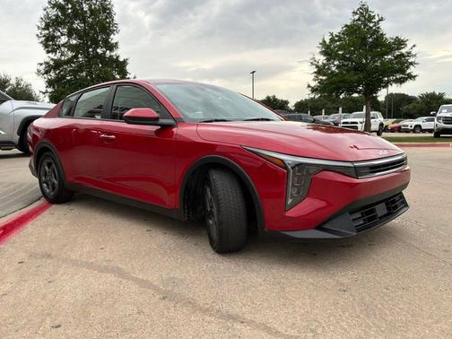 Currant Red 2025 Kia K4 LXS