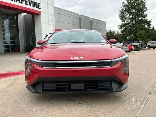 Currant Red 2025 Kia K4 LXS
