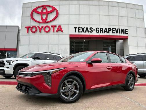 Currant Red 2025 Kia K4 LXS