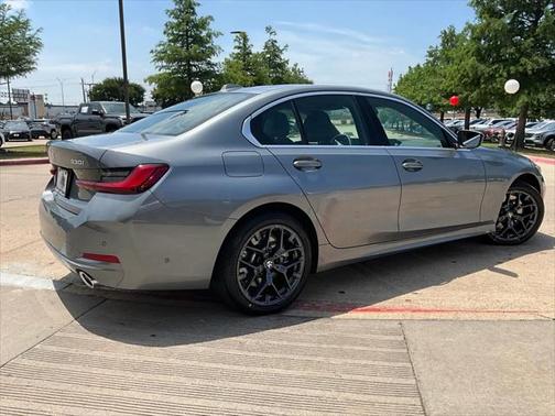2025 BMW 330 i