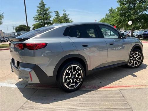 2025 BMW X2 xDrive28i