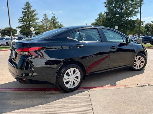 2024 Nissan Versa 1.6 S