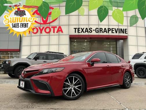 2022 Toyota Camry SE