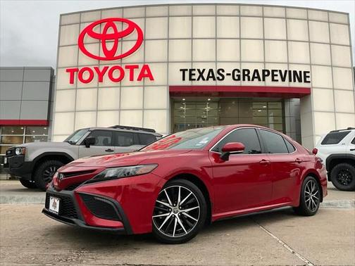 2022 Toyota Camry SE