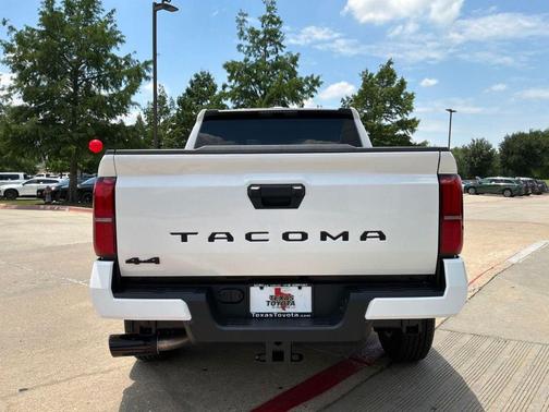 Ice Cap 2026 Toyota Tacoma SR5