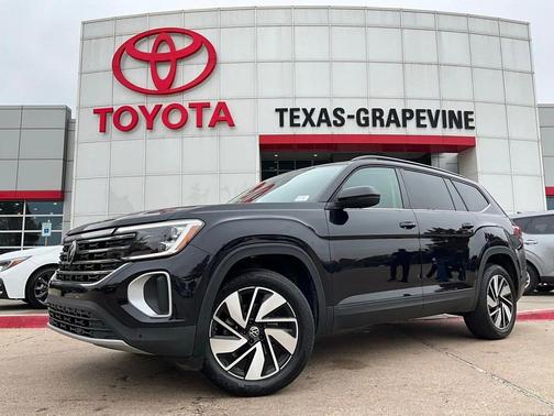 2025 Volkswagen Atlas 2.0T SE w/Technology 4MOTION