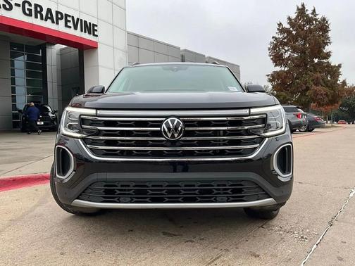 2025 Volkswagen Atlas 2.0T SE w/Technology 4MOTION