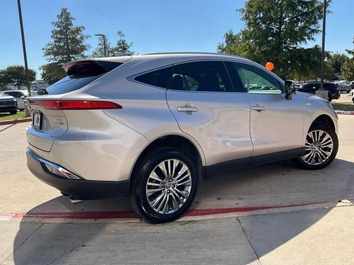 2021 Toyota Venza XLE
