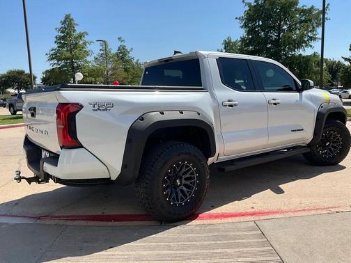 2024 Toyota Tacoma TRD Sport