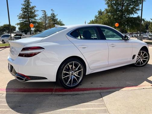 2025 Genesis G70 2.5T RWD